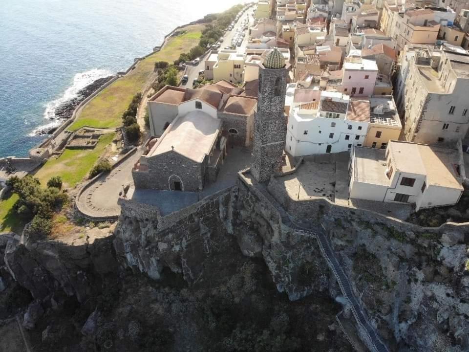 “Cielo E Mare”, Casetta Nel Cuore Del Borgo Antico / “Sky & Sea”, Charming In The Heart Of Old Village Castelsardo Exteriér fotografie