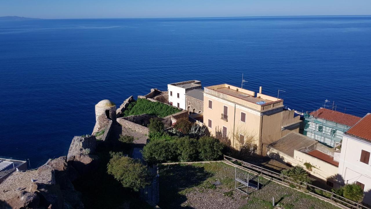 “Cielo E Mare”, Casetta Nel Cuore Del Borgo Antico / “Sky & Sea”, Charming In The Heart Of Old Village Castelsardo Exteriér fotografie