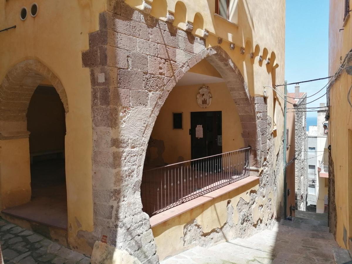 “Cielo E Mare”, Casetta Nel Cuore Del Borgo Antico / “Sky & Sea”, Charming In The Heart Of Old Village Castelsardo Exteriér fotografie